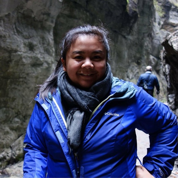 Meet your Posher, Maria - Picture 3 of 4